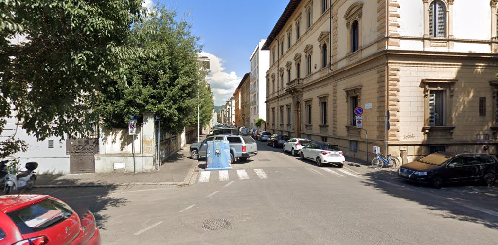 Via Iacopo Nardi, corner viale Gramsci, fund for commercial use and office